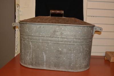 Large Antique/Vintage Galvanized Tub, Has Been Repaired 28"X18"X13"