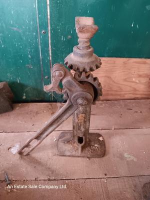 Antique Ford Spiral Hand Crank Jack Chicago FJ2