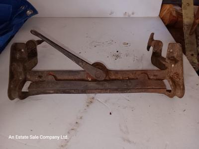 Antique E.C. Stearns & Co. Syracuse N.Y. bench mount Saw sharpening Vise