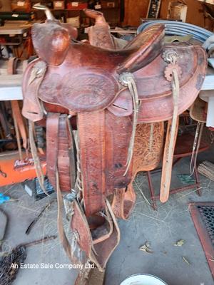 Antique Child's Saddle / Pony saddle