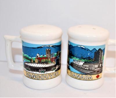 "Vancouver, Canada" Shaker Set with 2 Different Scenes 2 1/2"