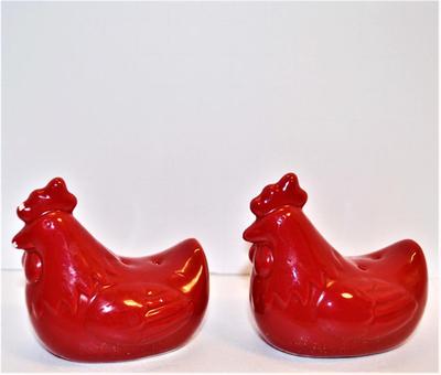 Dark Red Rooster Set 2 1/2"