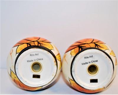 Barrel Shaped Set with Orange Pumpkins and Green Squash 3 1/4"
