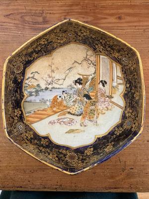 Japanese Satsuma bowl, Cobalt blue, finely painted Geisha, Porcelain, Meiji Period (1869-1927)