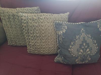 Throw Pillows - Decor