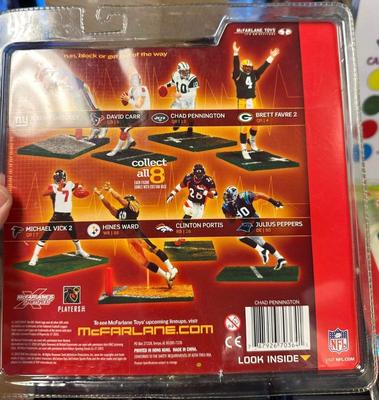 McFarlane- Jets # 10 - CHAD PENNINGTON 2003 Series 7 NFL Action Figure DEBUT