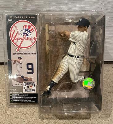 McFarlane - Roger Maris - NY Yankees Baseball Figurine