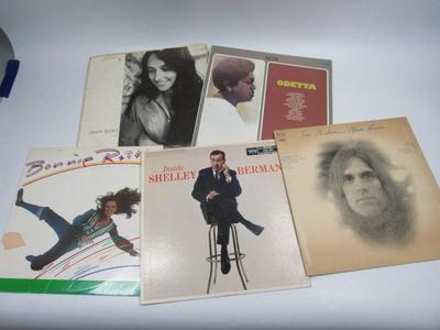 Lot of 5 Vintage Vinyl 33 RPM Albums - BAEZ, RAITT, ODETTA, etc