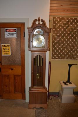 Vintage Franz Hermle 8 Day Chiming Grandfather Clock w/ Moon Phase 78.5â€x12â€x10â€