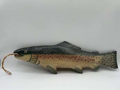 18†Carved Wood Fish Decor