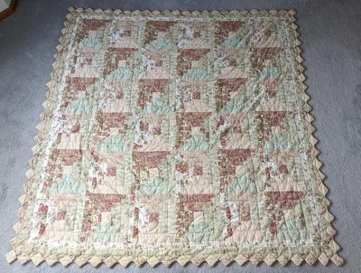 Queen Size Cottage Garden Patchwork Quilt
