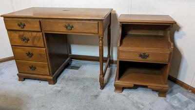 Ethan Allen Baumritter Side Table and Mated Desk