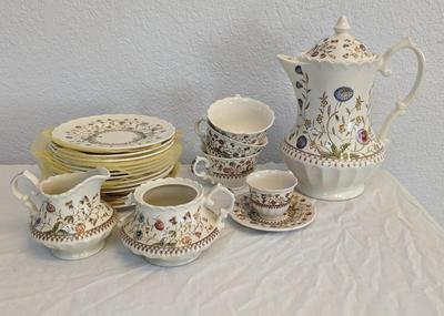 Vernon Kilns Desert Bloom Tea Set