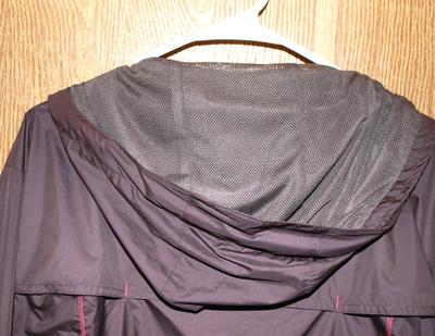 "Columbia Sportwear Co.' Wind Breaker Jacket Size: Women's XL