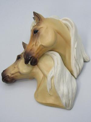 Vintage Norcrest Double Head Wall Plaque Decor Palomino Wild Horses Country