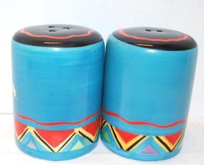 Handpainted Colorful Peppers Style Salt & Pepper Shaker Set 2 3/4" H