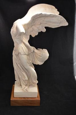 Vintage AMR Studios â€œNike of Samothraceâ€ Winged Victory Plaster Reproduction