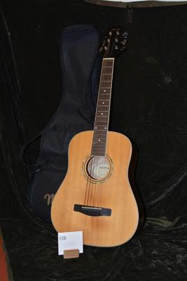 MITCHELL MDJ-10 Junior Dreadnought Â¾ Acoustic Guitar w/ Gig Bag