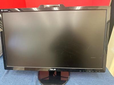 Lot 863 Asus computer monitor