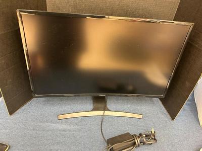 Lot 865 Samsung monitor