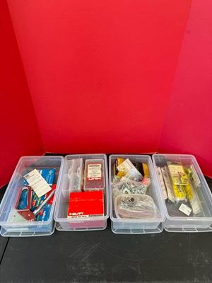 Lot 930 miscellaneous hardware