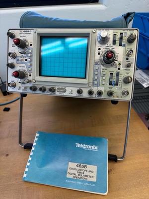 Lot 1152 Tektronix 465B Analog Oscilloscope