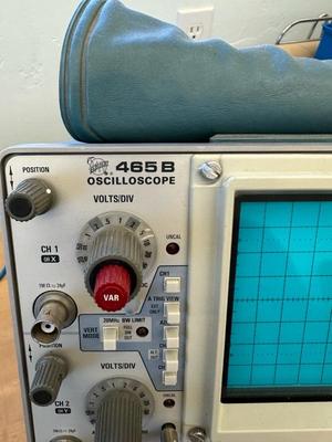 Lot 1152 Tektronix 465B Analog Oscilloscope