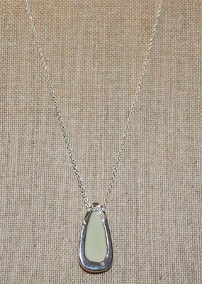 Green Synthetic Emerald-Style Stone 1 1/2" Necklace with 8 Stone Accents 20 " L