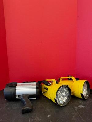 Lot 1211 flashlights, vectorlite no charging cord