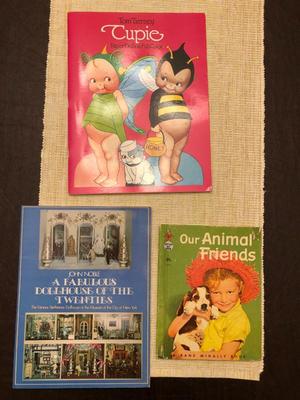 PAPER DOLLS LOT (6)