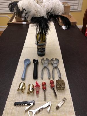 WINE LOT / SCOOPS, BOTTLE OPENERS