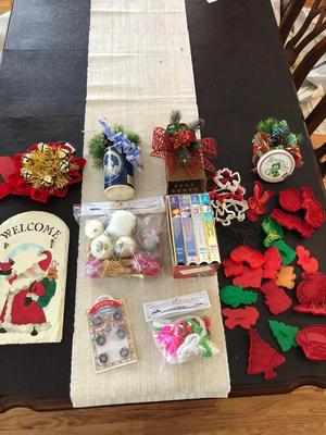 MISC CHRISTMAS DÃ‰COR AND VINTAGE COOKIE CUTTERS