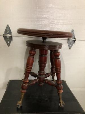 ANTIQUE CLAW & BALL ADJUSTABLE PIANO STOOL