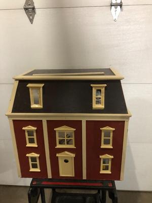 DOLL HOUSE AND MORE