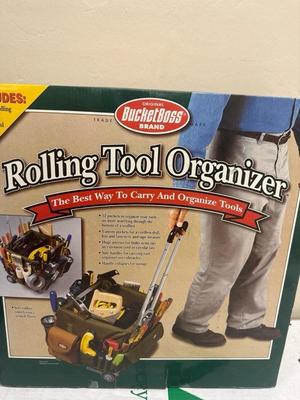 Lot 1405 rolling tool organizer