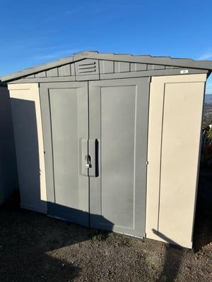 Lot 1319 KETER plastic storage unit