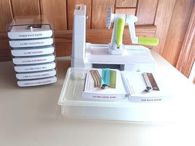 Brieftons 10 Blade Spiralizer / Food chopper Stainless Steel Blades with storage organizer and lidded container