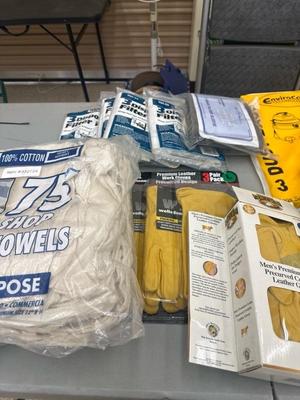 Lot 1419 variety of shop towels and gloves