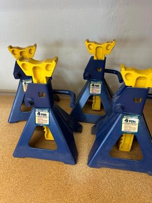 Lot 1378, Napa, 4 ton vehicle stands set of by 4