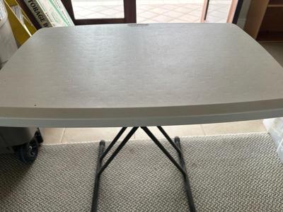 Lot 1439 lifetime small folding table