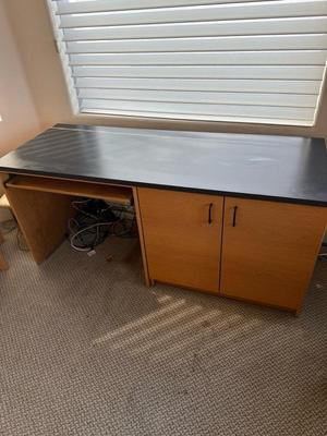 1089 office desk with Storage