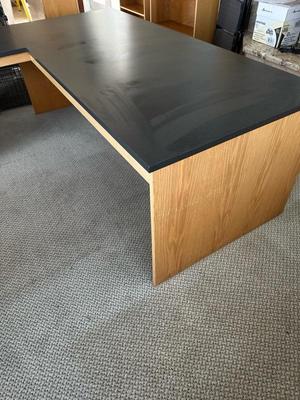 Lot 937, L-shaped office desk