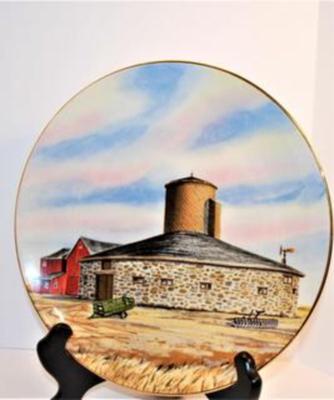 "Round Barn" Harris Hun
