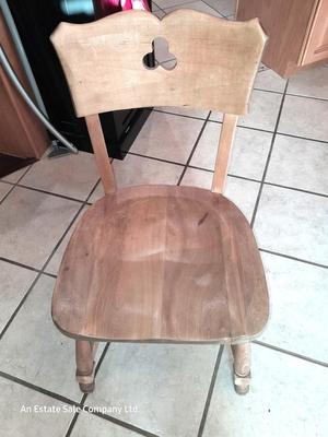 Solid wood Antique chair with indented seat for bottom