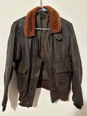 WW2 Bomber Jacket USN VMO-3. (2 of 2)