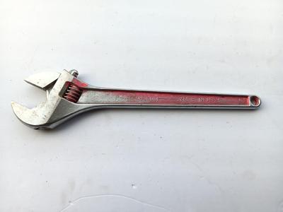 Armstrong 28-418 18" / 460 mm Adjustable Crecent Wrench