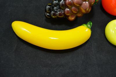 Lot of Vintage Art Glass Fruits & Vegetables