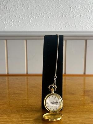 Vintage pocket watch needs batteries