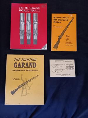 Military M1 Garand Rifle manual books WWII - Collectible booklets