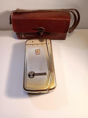 Antique RETRO Emerson Wondergram 1960 miniature portable record player for LPs and singles with leather case